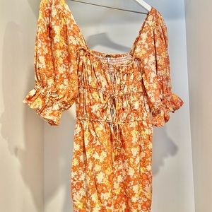 Show me loe floral square neck romper